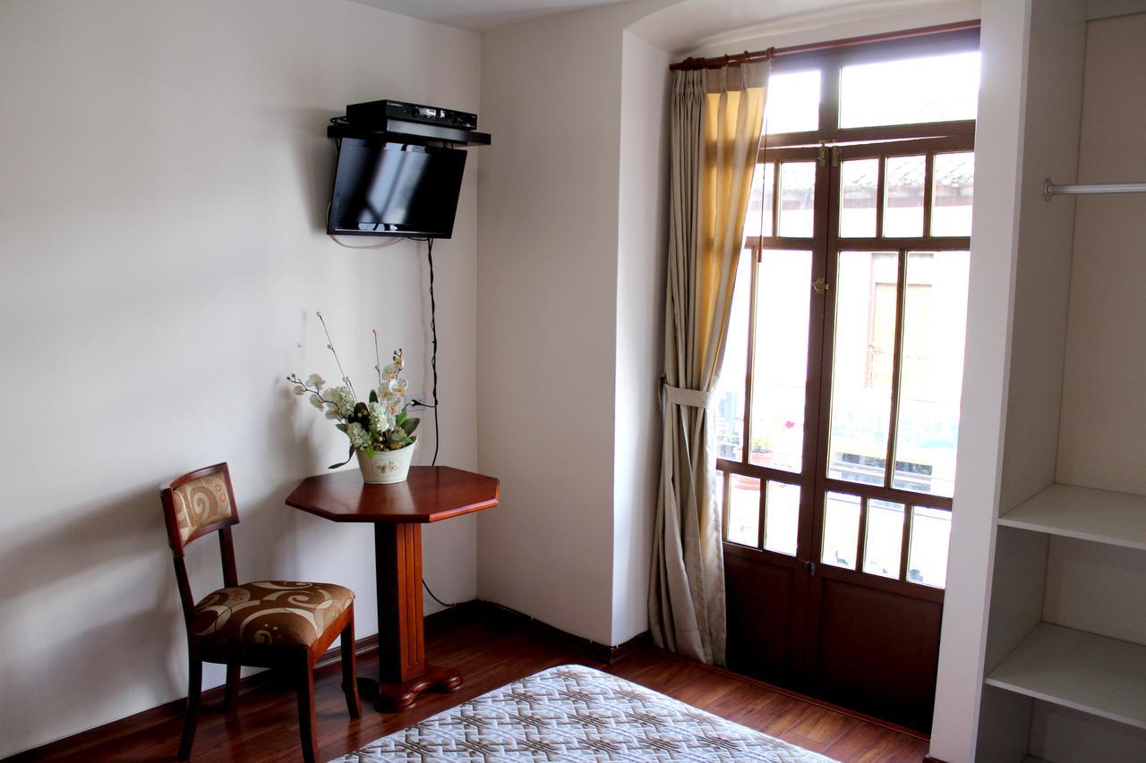 Rio Hotel Riobamba Extérieur photo