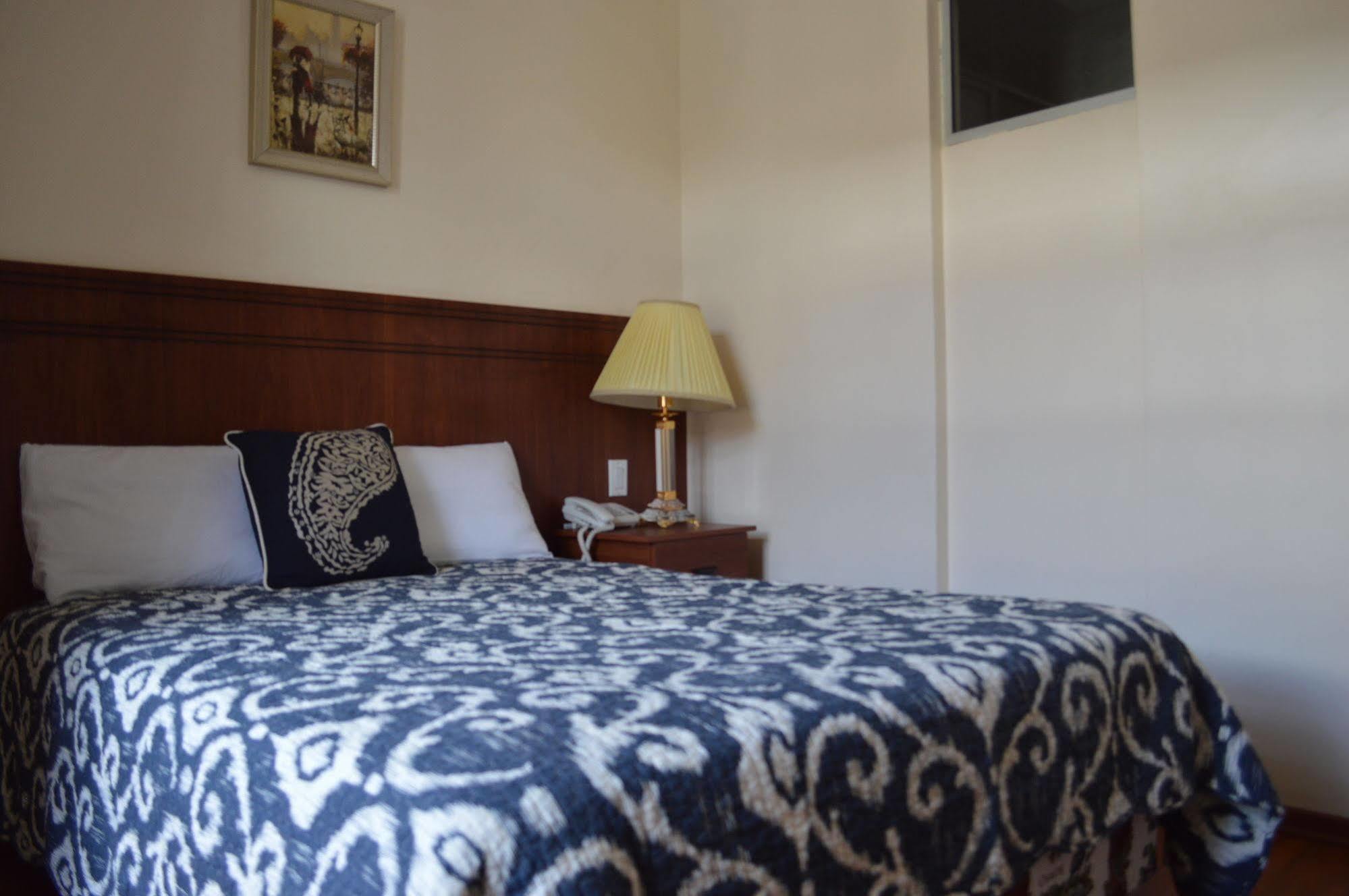 Rio Hotel Riobamba Extérieur photo