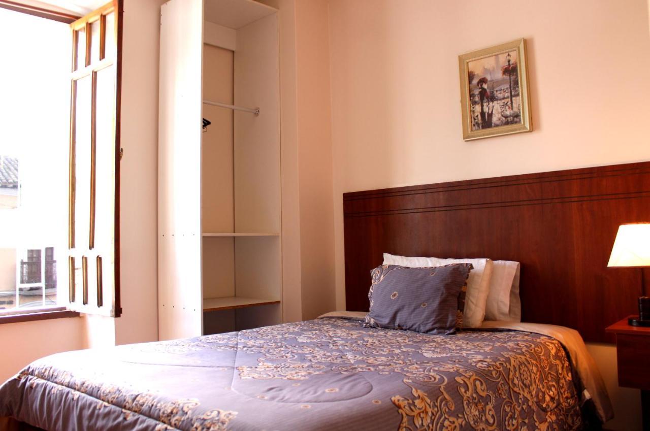 Rio Hotel Riobamba Extérieur photo